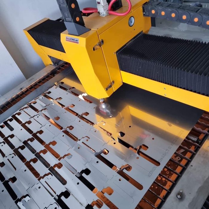 Cutting (17)