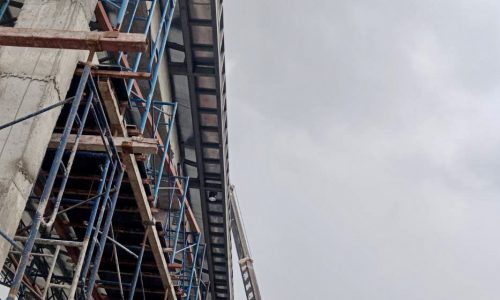 Rain gutter work (18)