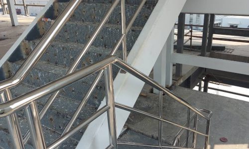 Stair railing (30)