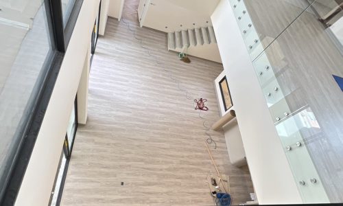 Stair railing (50)