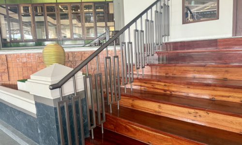 Stair railing (6)